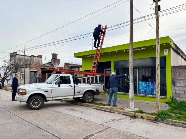 Coopelectric cort� conexiones clandestinas de luz en comercios